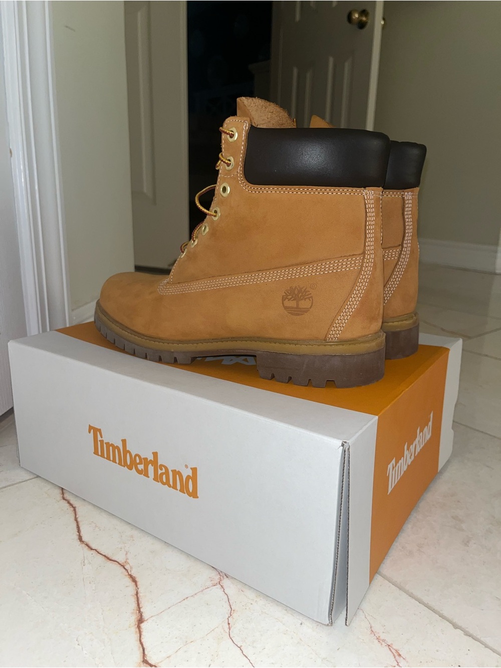 Men’s Timberland Premium 6-Inch Boots Wheat Size 10 - Picture 2 of 8